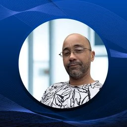 Yacine Bireche, consultant en stratégie digitale et webmarketing à Marseille